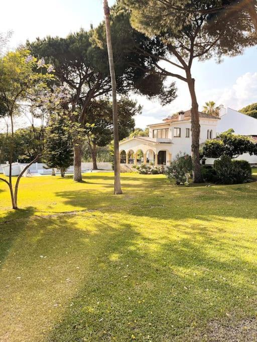 Villa Santa Cristina Cerca Del Mar Марбелья Экстерьер фото
